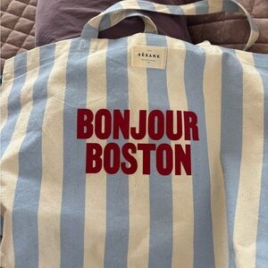 Sézane tote bag.